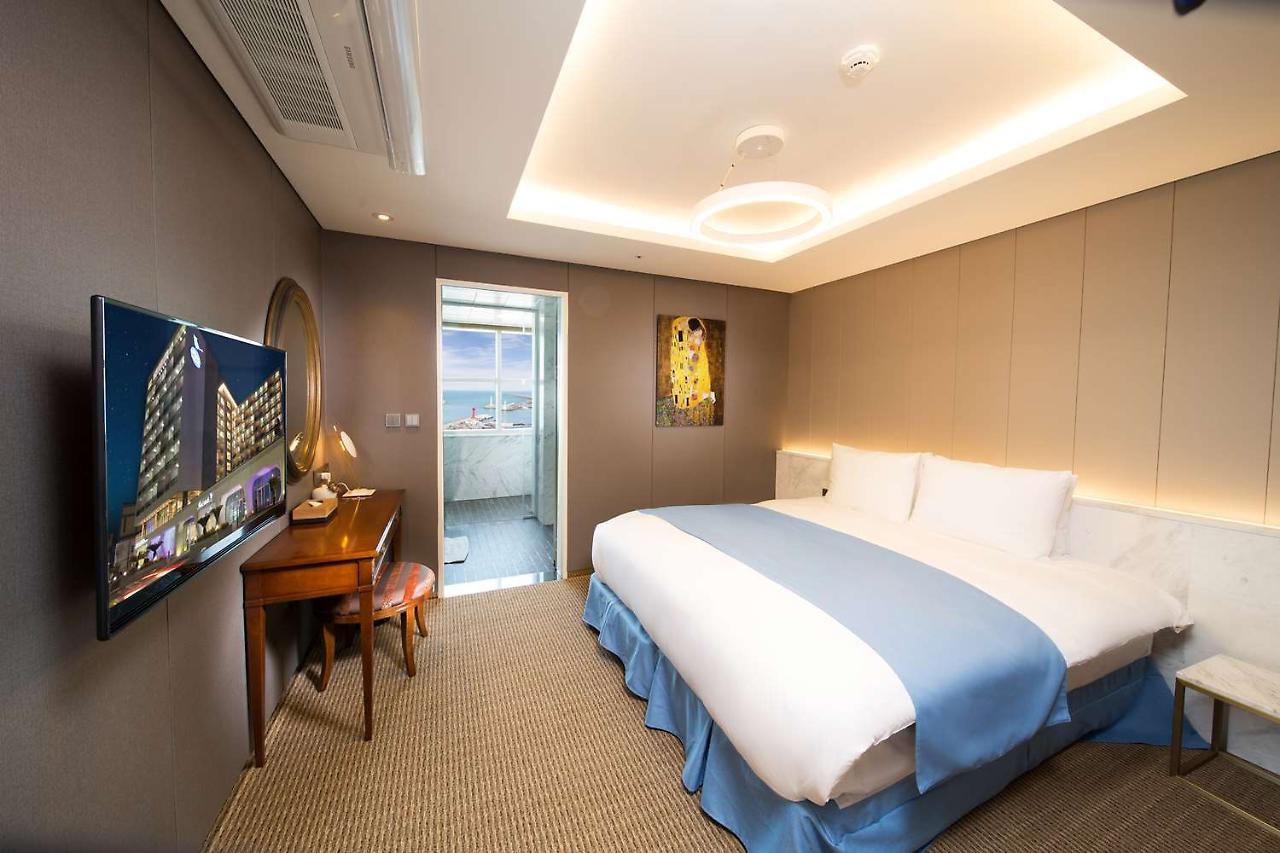 Hotel Whistlelark Jeju Extérieur photo
