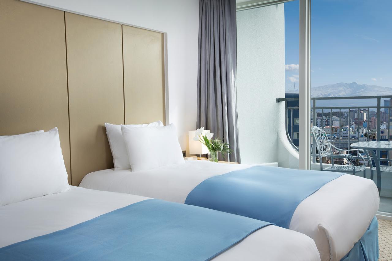 Hotel Whistlelark Jeju Extérieur photo